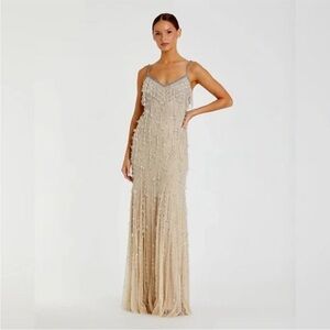 Mac Duggal 10101 Nude Silver V-Neck Column Gown with Fringe Embellishments sz 2